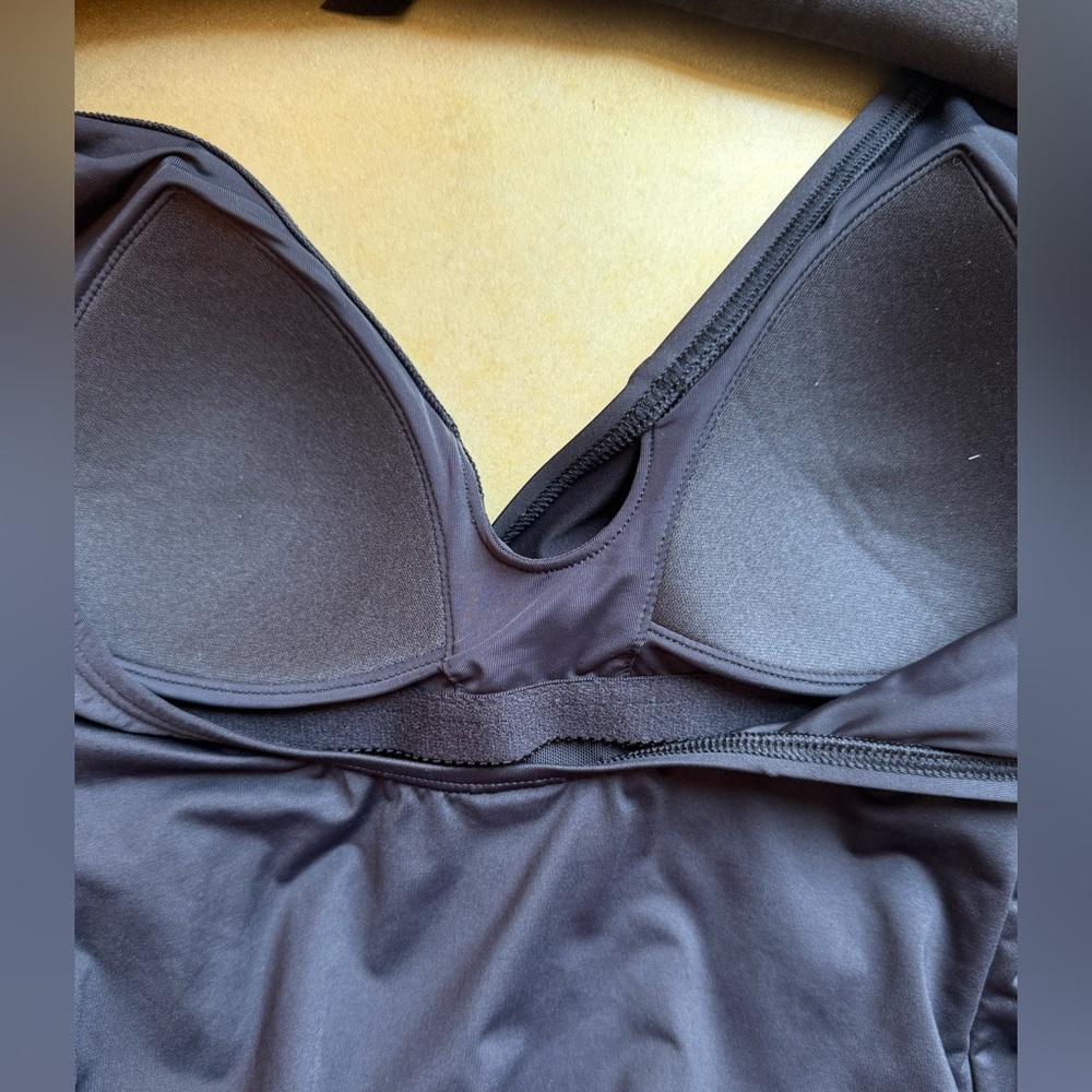 NWT Tommy Bahama Black Pearl Wrap 1-Piece Bathing Suit Size 10 - Picture 3 of 6
